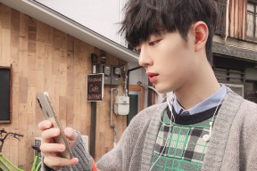 开云中国官网-中立B蝶泳战术保守，后程发力成关键，蝶泳臂力训练